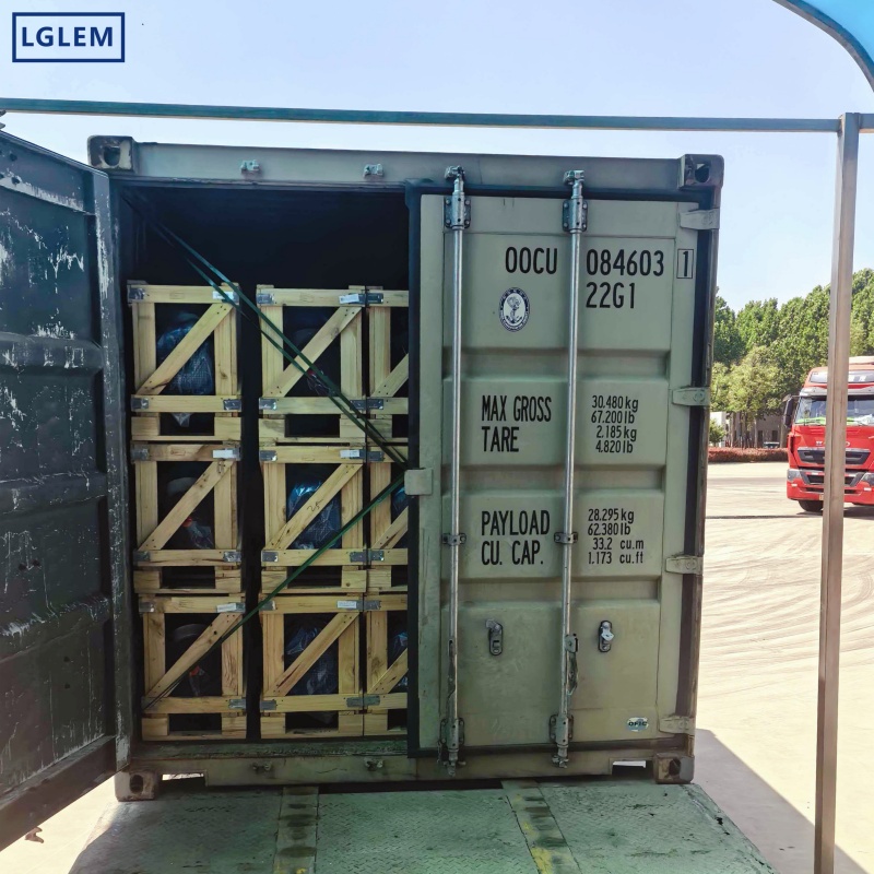 5 Containers Shipped to One Southern Europe Customer